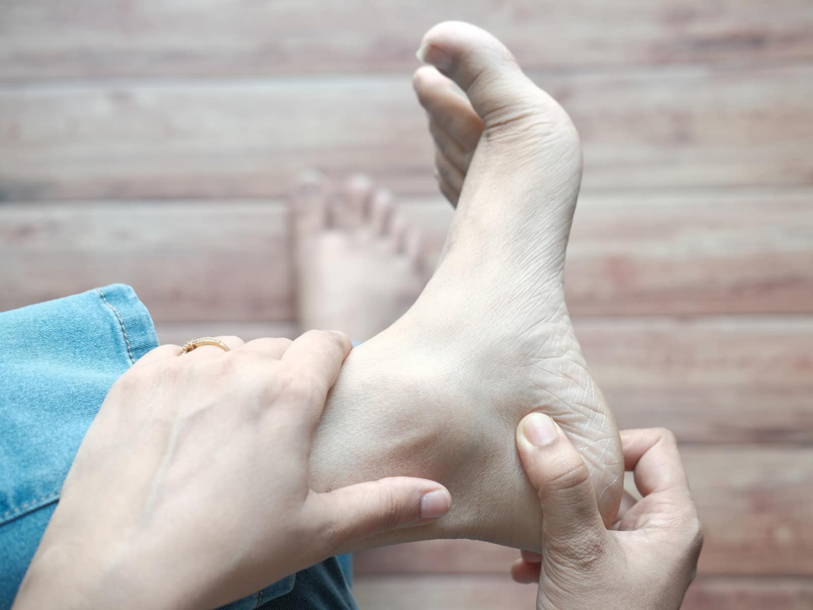 Sever's Disease: 3 Ways to Help Your Child's Heel Pain - BSR Physical  Therapy